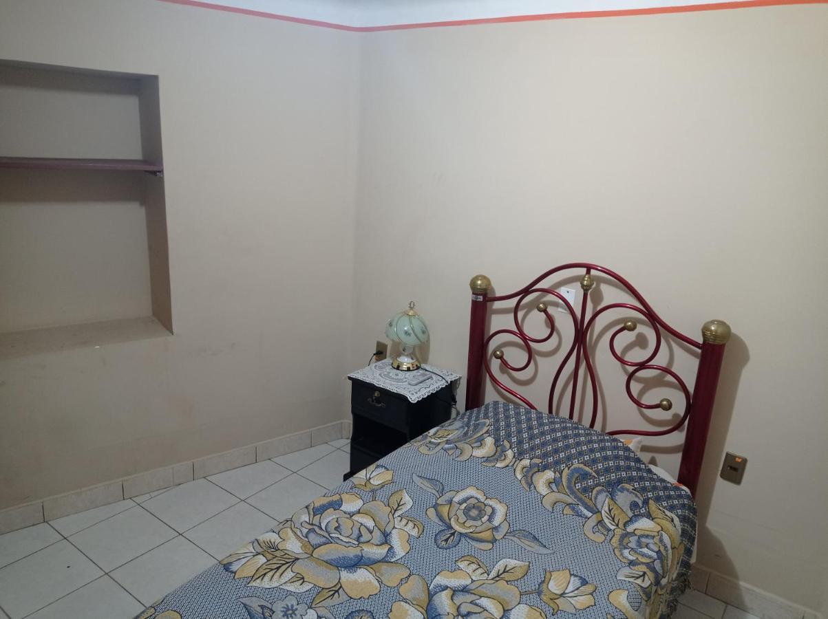 Hostal Aramayo Tupiza Ngoại thất bức ảnh